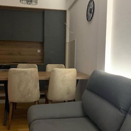 Apartmani Jedro Rafailovici Eksteriør bilde