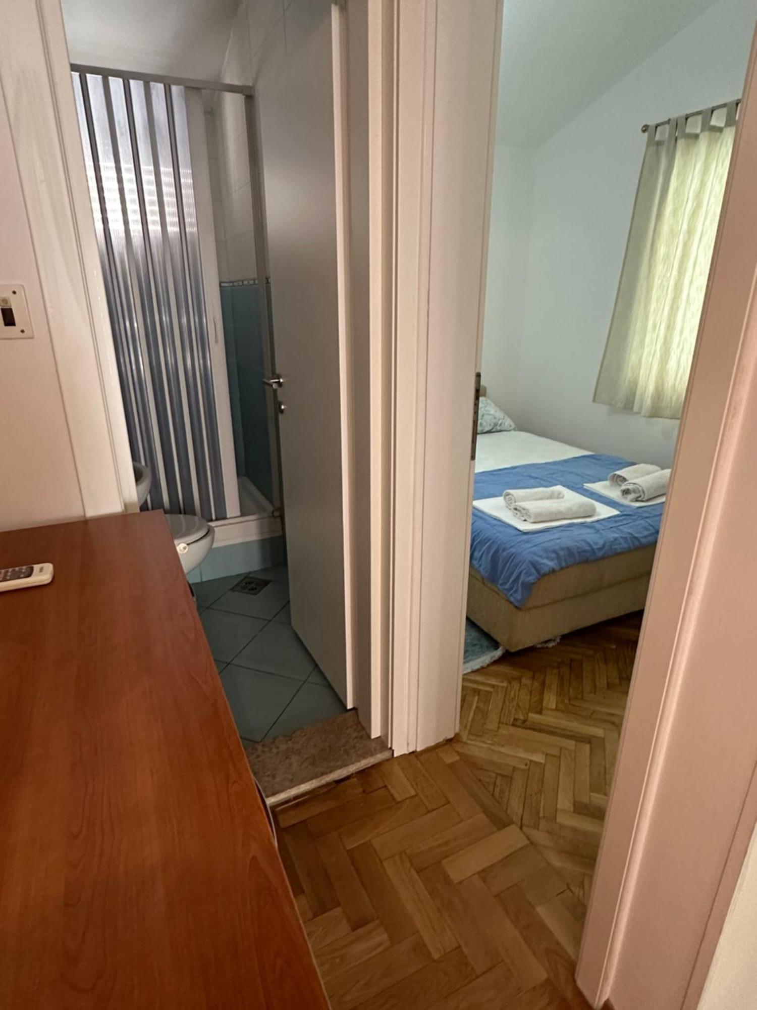 Apartmani Jedro Rafailovici Eksteriør bilde