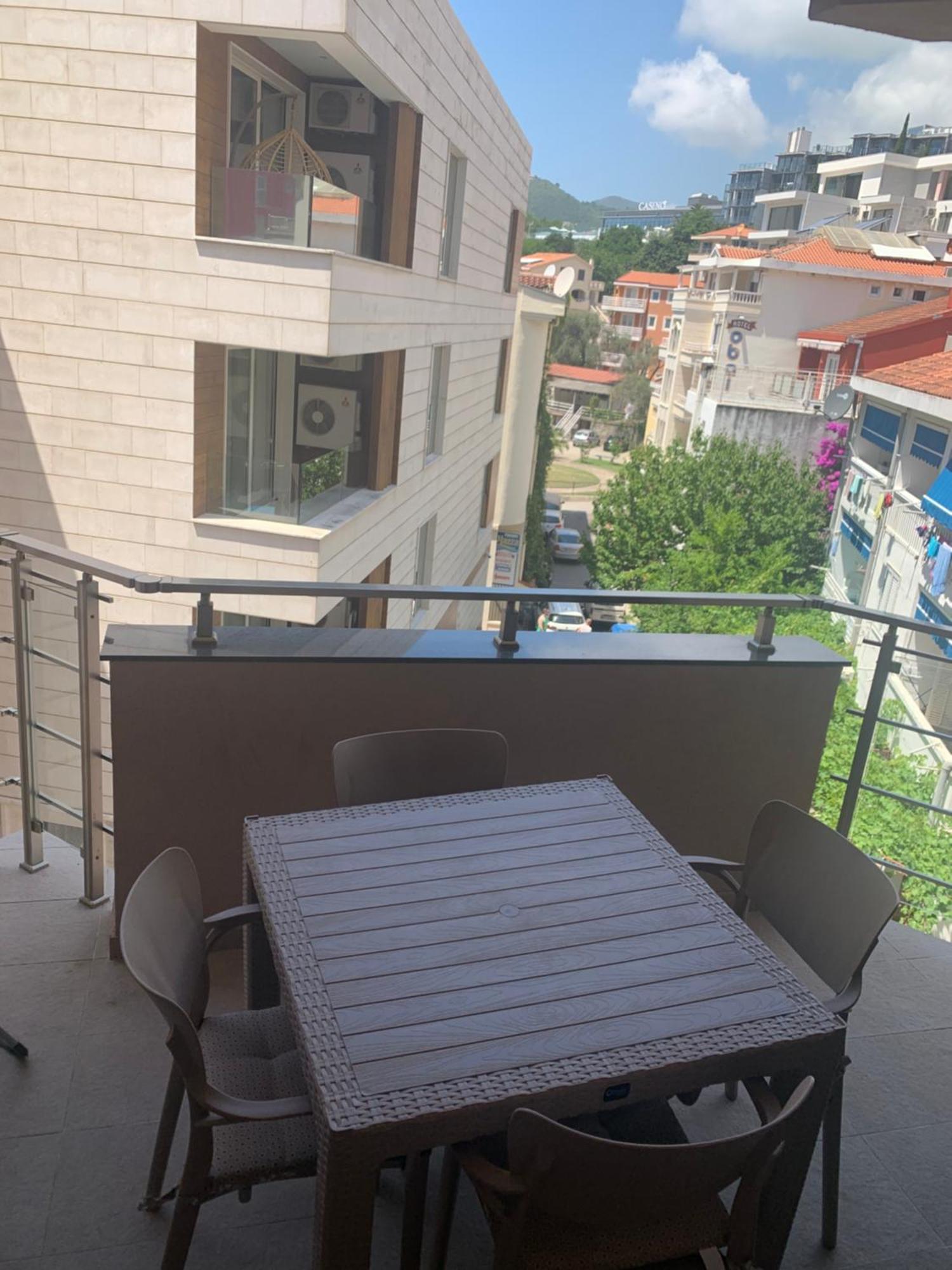 Apartmani Jedro Rafailovici Eksteriør bilde